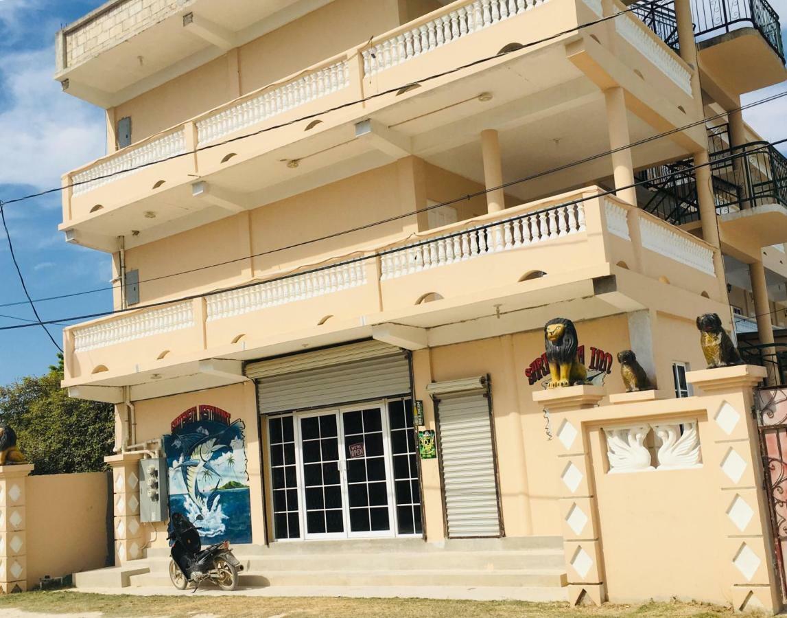 Sarteneja Inn Luaran gambar